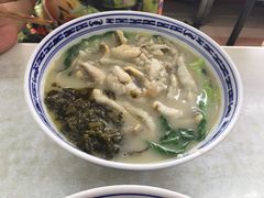 -明呈黄鱼面馆(斜土路店)