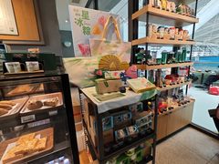 -星巴克(青岛火车北站候车大厅店)