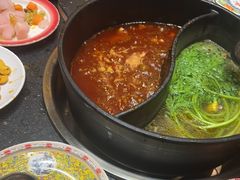 -沸炉重庆老火锅(军事博物馆店)