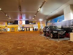 -英迪拉·甘地国际机场