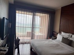 -三亚湾海居铂尔曼度假酒店