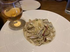 白松露牛肝菌奶油意面-造精酿餐厅