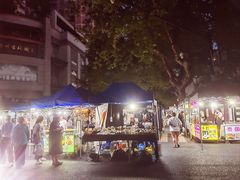 -吴山路夜市