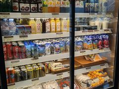 面包甜点陈列柜-德南面包房(尚都店)
