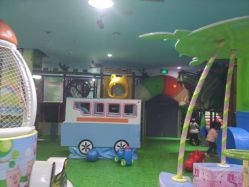 -汤姆小鸟(无锡宝龙广场店)