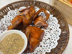 脆皮乳鸽-如轩海鲜砂锅粥(国际能源店)
