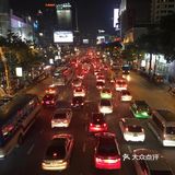 C 大超市跟對面的Central