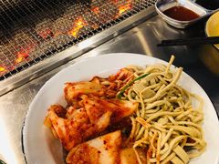 -马路牙子烧烤音乐酒馆(望京店)