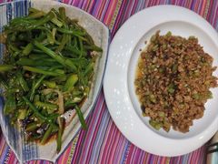 -香巴拉云南餐厅(华莱坞店)