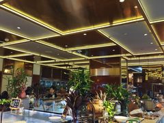 -大中华希尔顿酒店-念自助餐·嗨啤·小龙虾