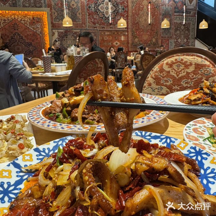 在乌鲁木齐，后悔最后一天才来吃。。。 