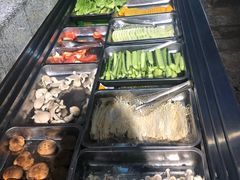 自助取餐区-大师兄酱骨火锅