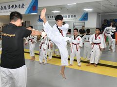 -正道拳击·跆拳道馆(青少年活动中心)