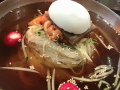 传统冷面-权金城(龙旗店)
