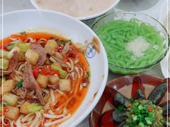 -李与白包子铺(桐梓林店)