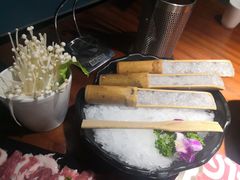 -捞围鲜·港式打边炉(海阳路店)