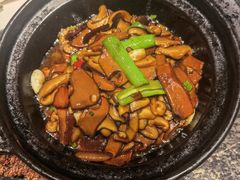 煲仔山珍菌-悦百味·品质川菜(上城店)