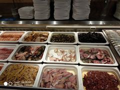 -蒙肥羊·酸汤潮牛·鲜牛肉火锅烤肉自助(岗顶店)