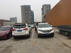 -长江国际商业购物中心·停车场