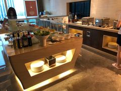 -前海华侨城JW万豪酒店·都会尚膳自助餐厅·牛排海鲜酒水畅飨