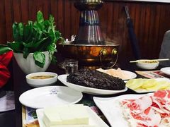 -楼外楼大刀肉传统火锅居(繁荣路店)