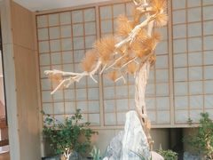 -蜜桃餐厅·伴山(湖滨商业街店)