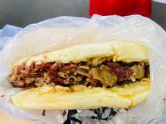 鹅肠卤汁肉夹馍-清真拉妈卤味(回民街店)