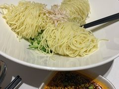 鸡丝凉面-小河盐帮·私家菜·烤鸭(三元桥·霄云路店)