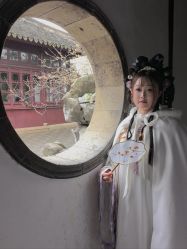 -一揽芳华汉服旗袍体验馆(拙政园店)