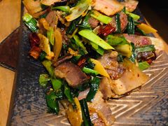 蒜苗炒腊肉-紫滇源云南生态菜(丹凤街店)