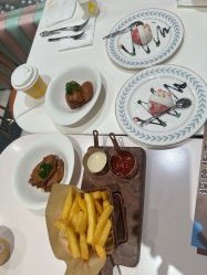 -奈尔宝家庭中心·亲子餐厅(华采天地店)