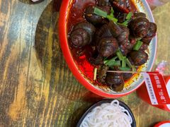 -老闵田螺馆·南昌特色小炒(梦时代店)