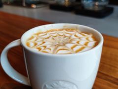 -星巴克臻选(广州好世界广场店)