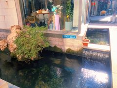 -泉乐坊步行街(烟酒特产平价超市店)