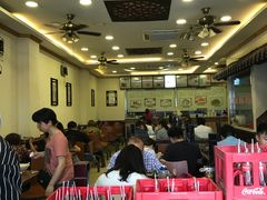 大堂-小姜锅贴(凤凰街店)