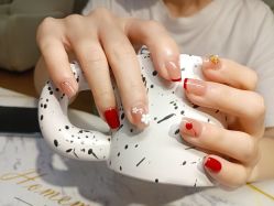 -槿里日式美甲工作室