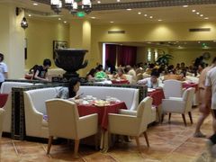 餐饮-月亮河温泉度假酒店