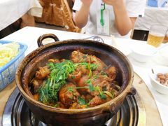-渝君重庆火锅(嘉宾路店)