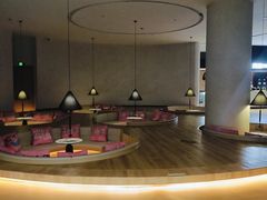 -涨巢·潮玩水疗局