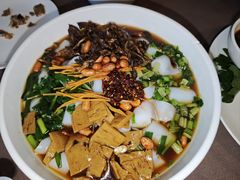 -湖泉水云间餐厅·弥勒地道菜(B座店)