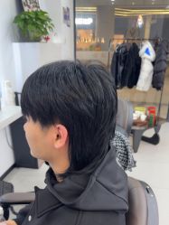 -尤司男士国潮理发馆