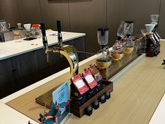 -星巴克臻选(深圳龙华红山天虹店)