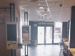 -麦当劳(国家体育场南路店)