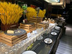 -唐拉雅秀酒店-西锦汇空中BBQ·思创餐厅
