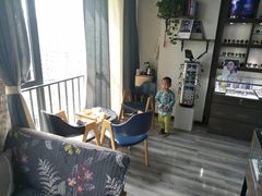 -视野联行眼镜蔡司·依视路官方授权店(顺城店)