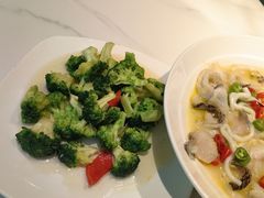 -清真·卡德尔大叔新疆主题餐厅(龙汇路店)