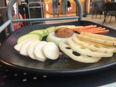 -三国惹火烤肉·中日韩烤肉集合店(百草路店)