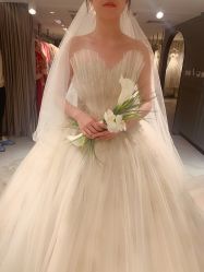 点击看大图 -GRACE KELLY婚纱与礼服(北京店)