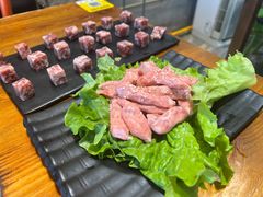 雪花级牛肉粒-猪小牛烤肉(青塔店)