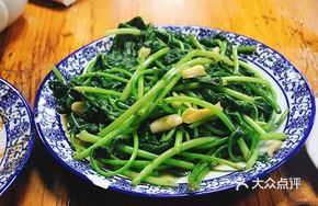 Pork Lard Stir-fried Sweet Potato Greens